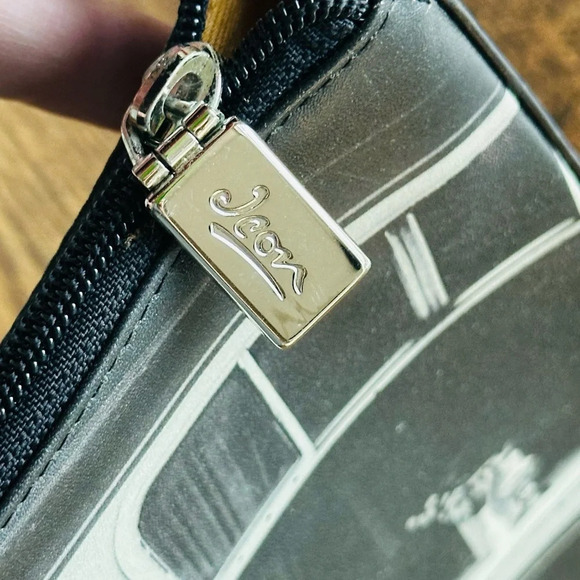 Icon Handbag Buffet Design - NWT - Picture 11 of 12